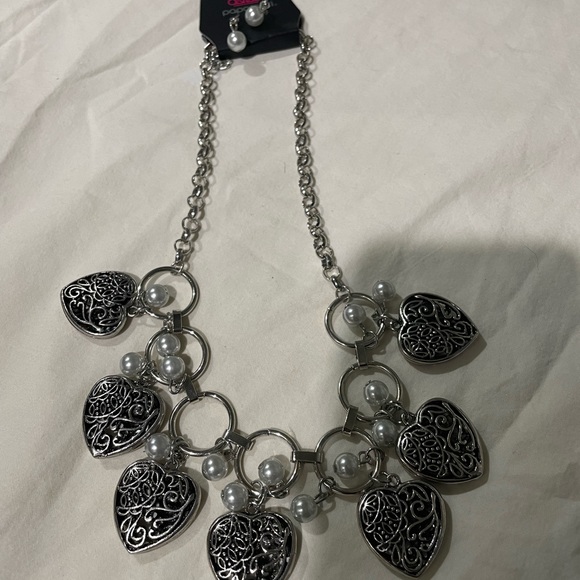 Jewelry - Picture 4 of 14